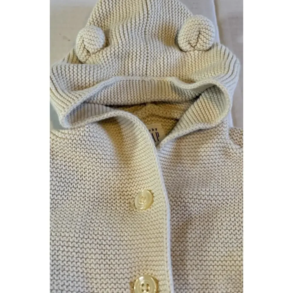 Baby Gap Size 6-12 mo Ivory Bear Knit Hooded Cardigan Sweater